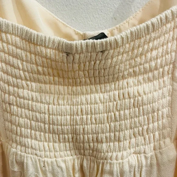 Ivory buttoned high-slit maxi dress - Picture 8 of 8